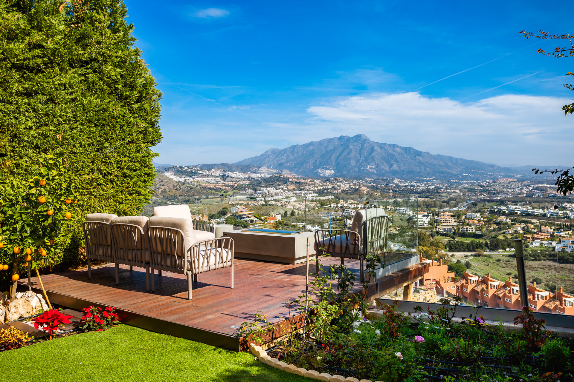 4 Bed, 3 Bath, HouseFor Sale, Benahavis, Malaga