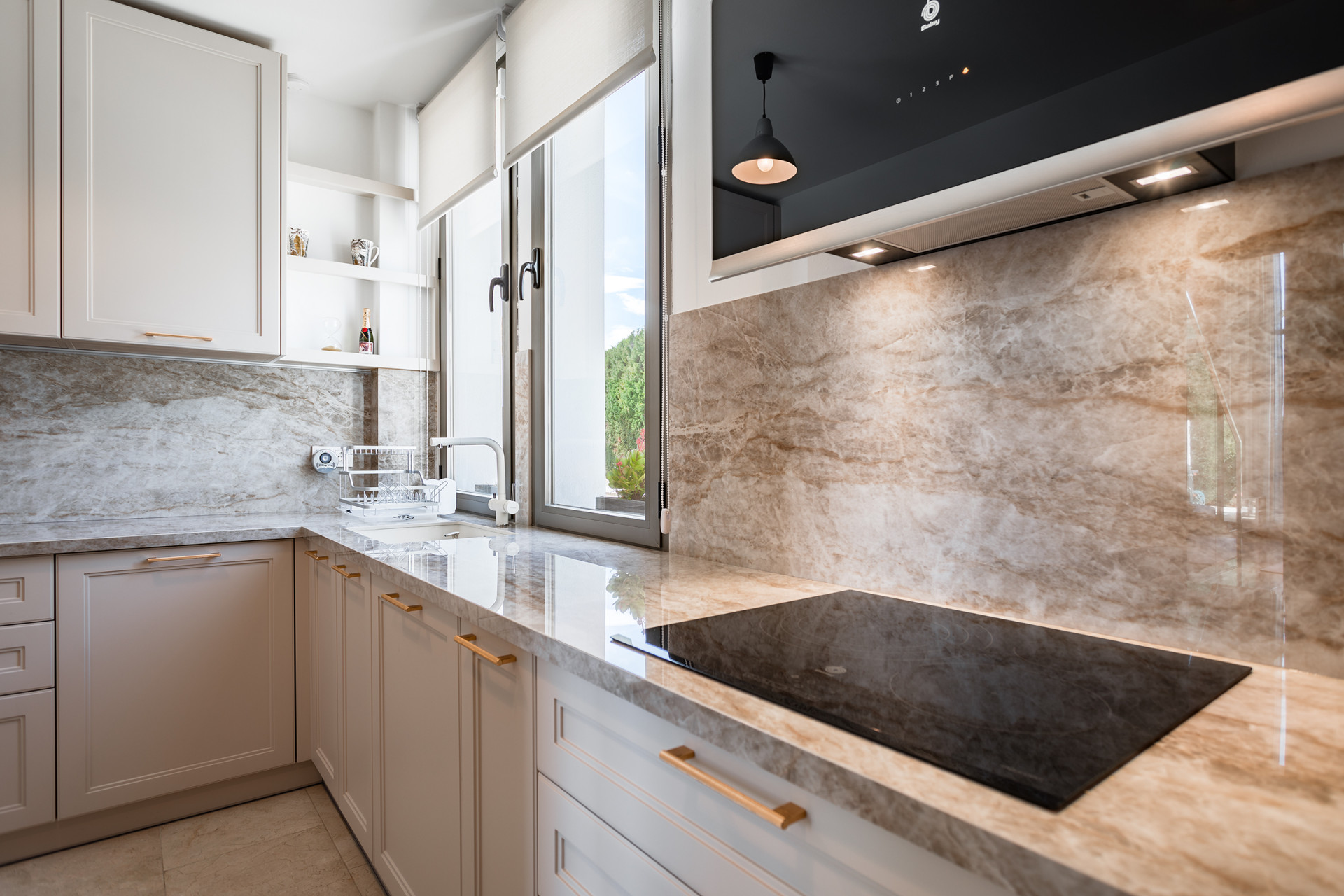 4 Bed, 3 Bath, HouseFor Sale, Benahavis, Malaga