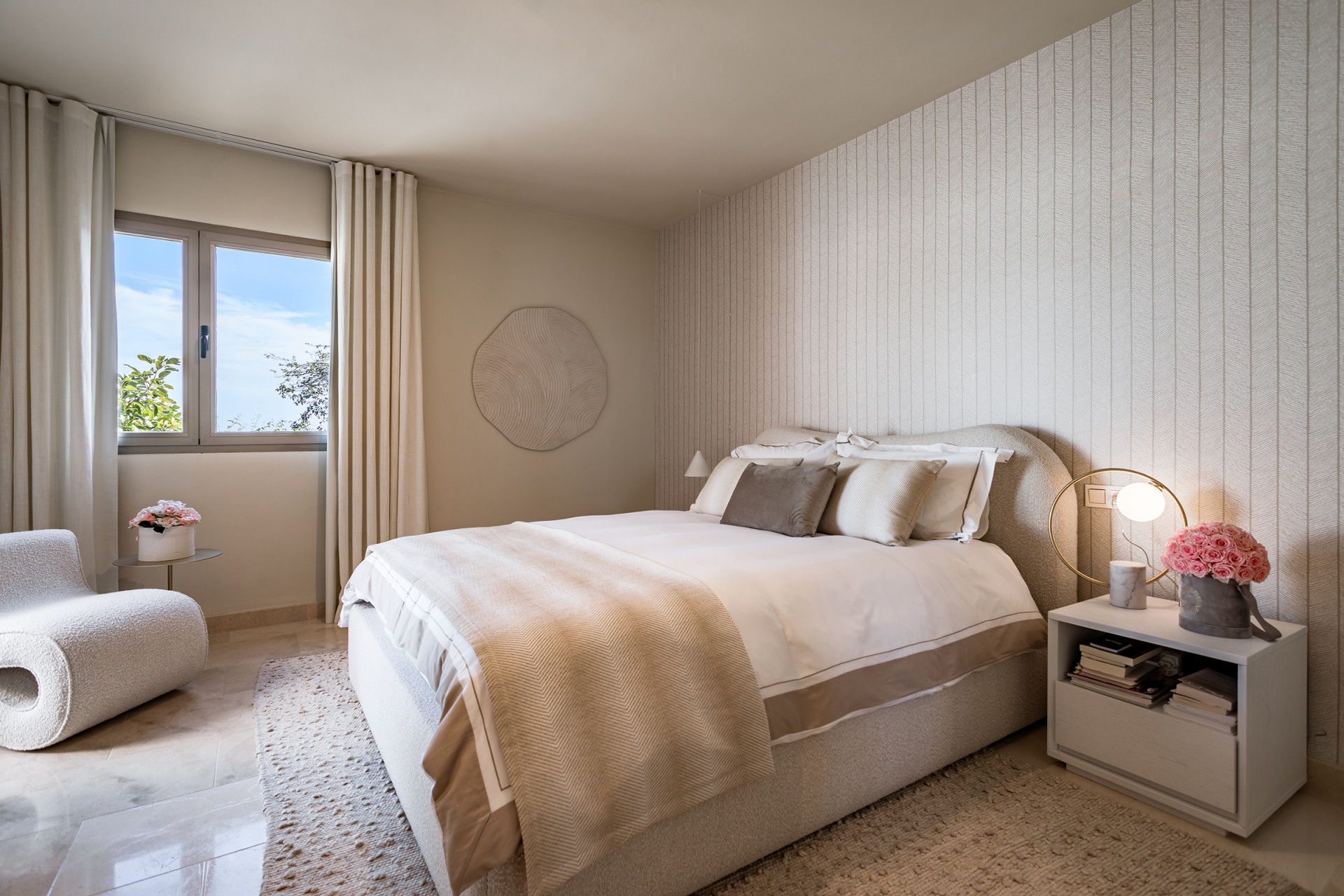 4 Bed, 3 Bath, HouseFor Sale, Benahavis, Malaga