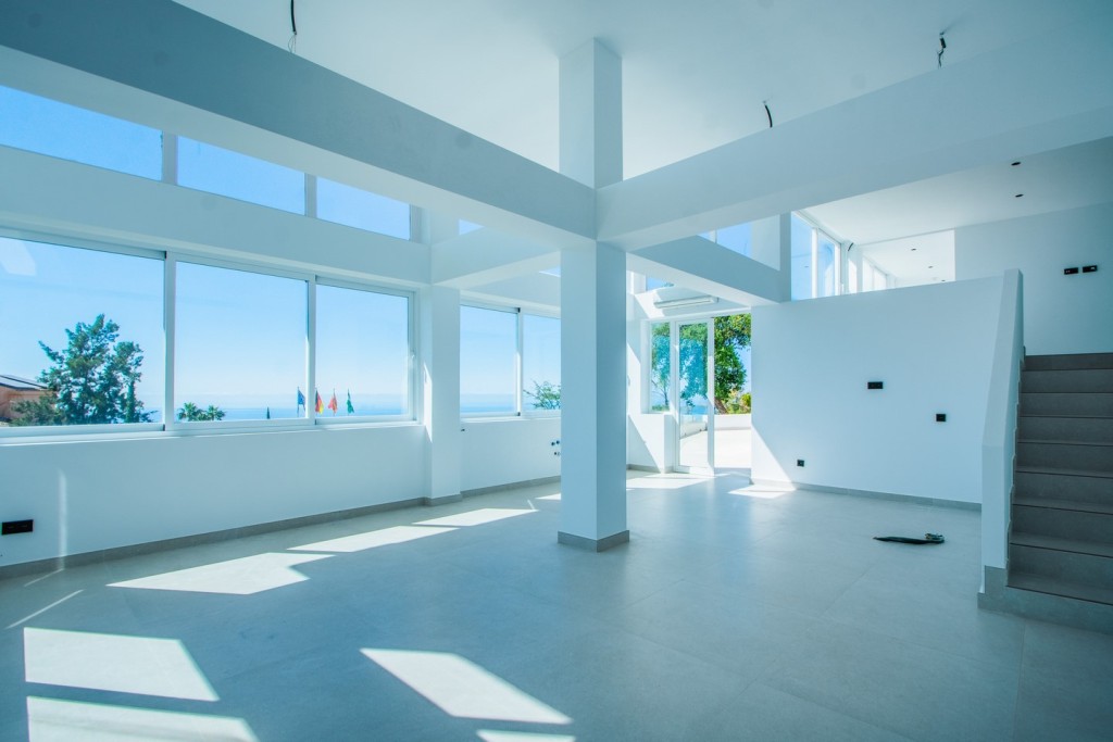 3 Bed, 3 Bath, ApartmentFor Sale, Ojén, Malaga