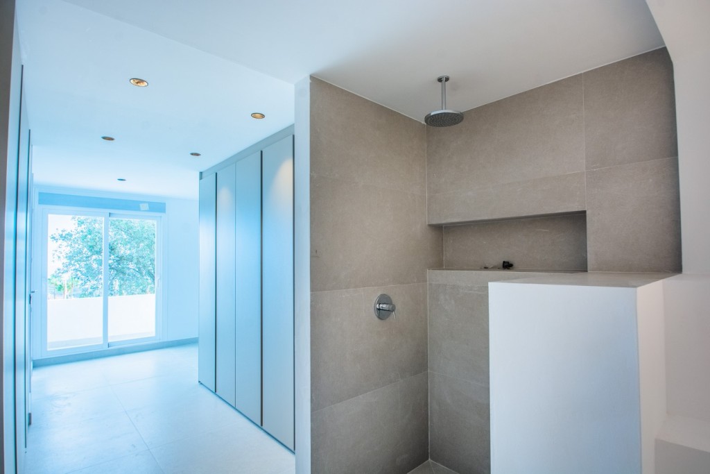 3 Bed, 3 Bath, ApartmentFor Sale, Ojén, Malaga