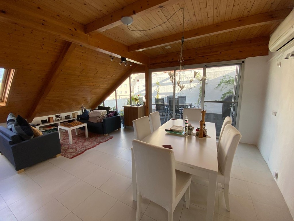 3 Bed, 2 Bath, ApartmentFor Sale, Fuengirola, Malaga