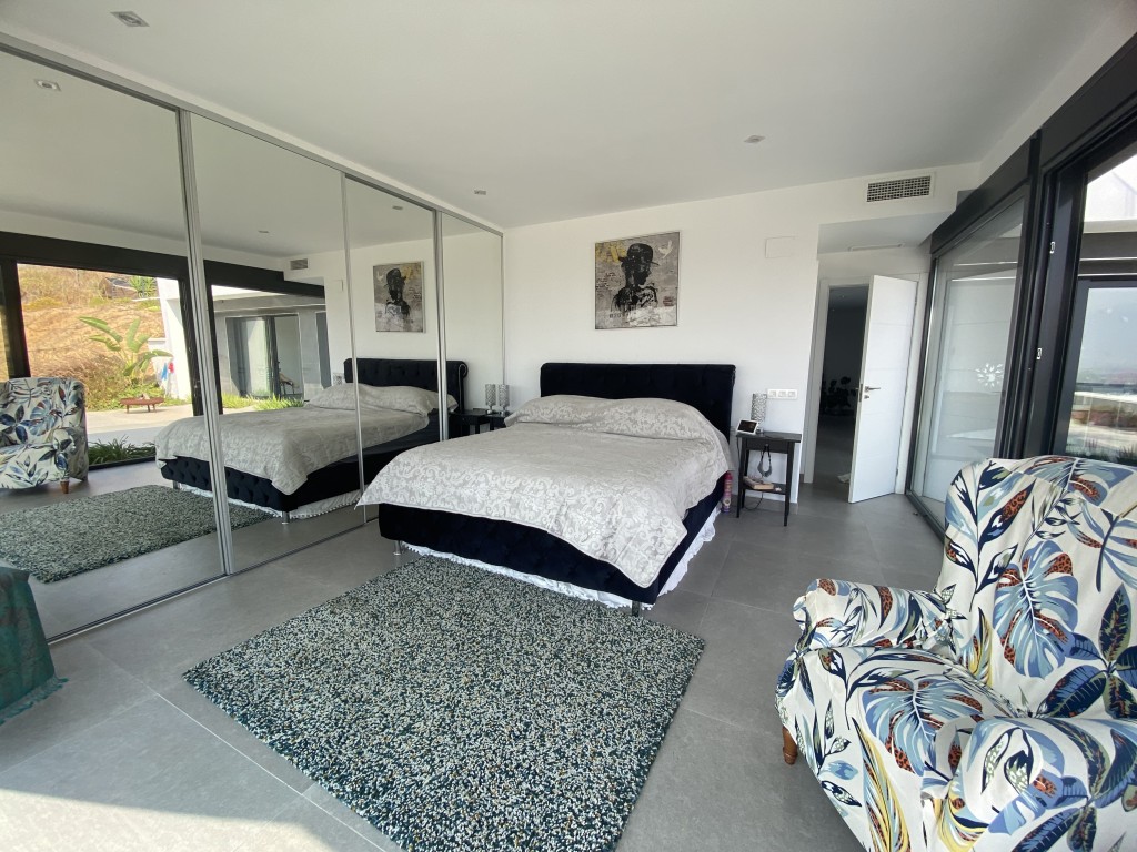 4 Bed, 3 Bath, HouseFor Sale, La Cala de Mijas, Malaga