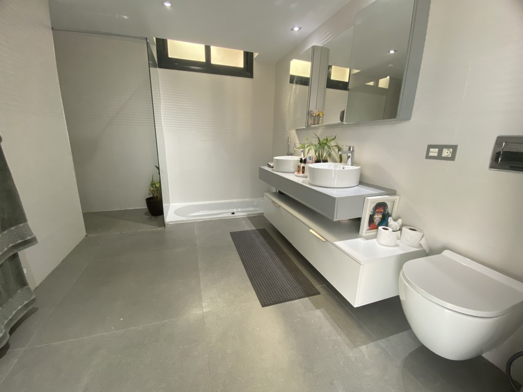 4 Bed, 3 Bath, HouseFor Sale, La Cala de Mijas, Malaga