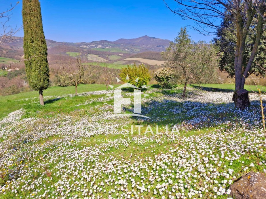 3 Bed, 2 Bath, HouseFor Sale, San Casciano dei Bagni, Siena, Tuscany