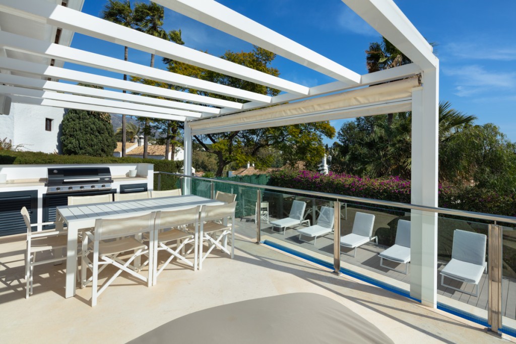 5 Bed, 4 Bath, HouseFor Sale, Nueva Andalucia, Malaga