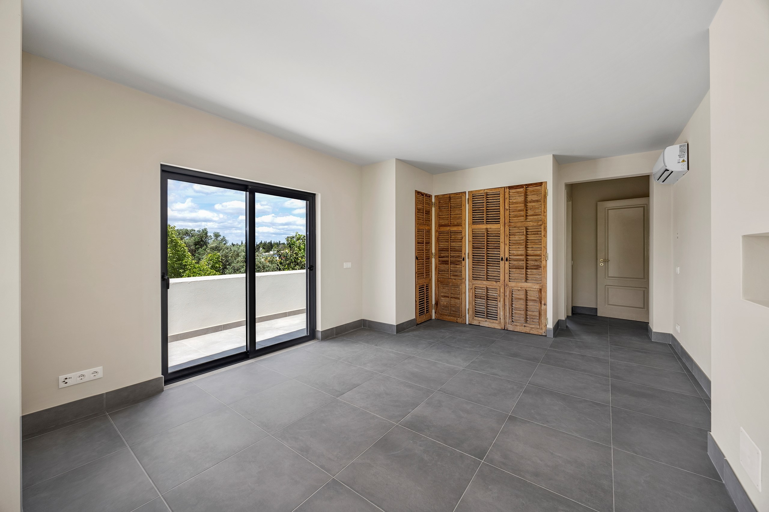 4 Bed, 4 Bath, HouseFor Sale, Albufeira, Faro, 8200-450