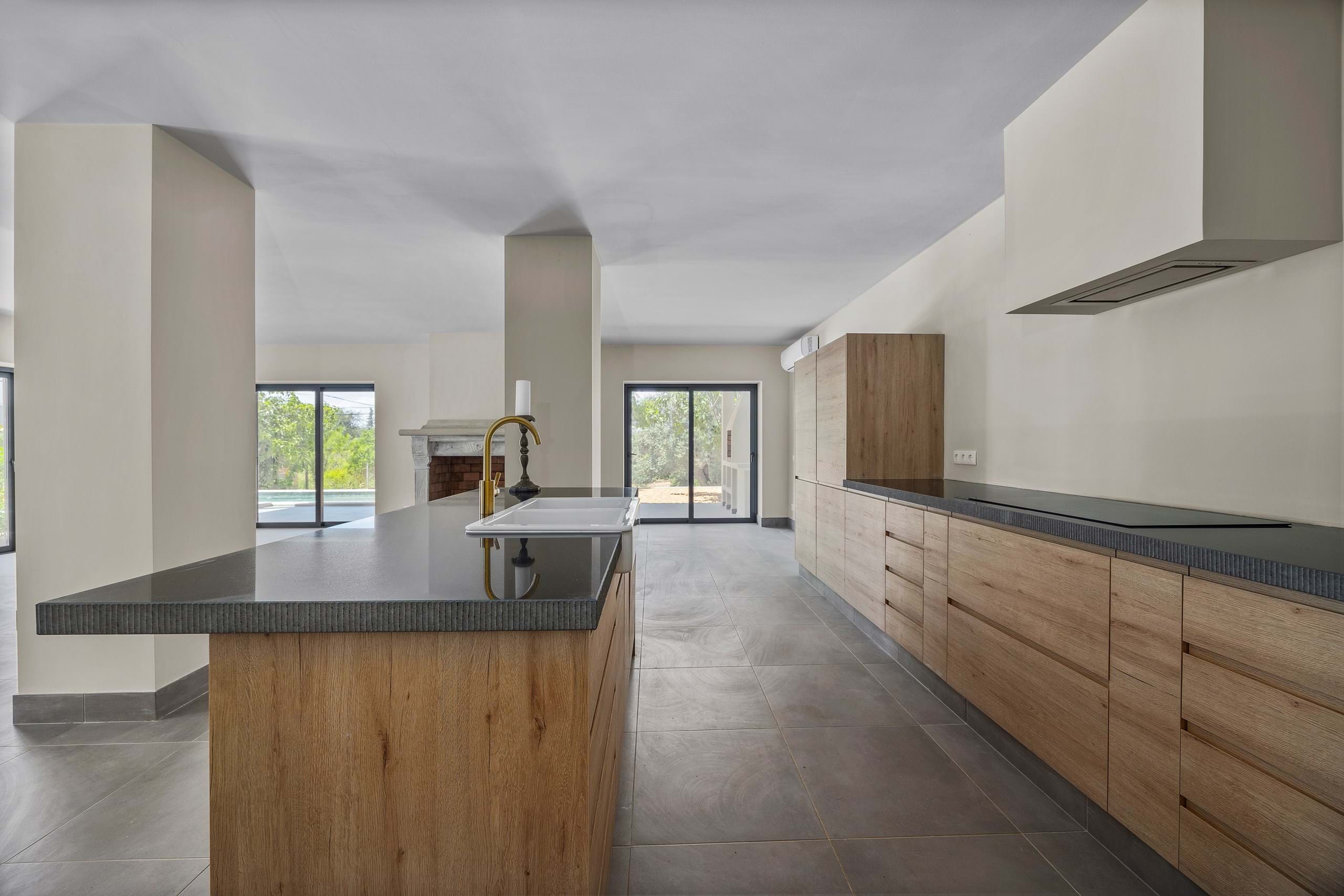 4 Bed, 4 Bath, HouseFor Sale, Albufeira, Faro, 8200-450