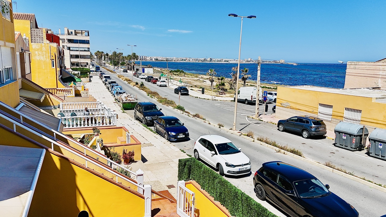 2 Bed, 1 Bath, ApartmentFor Sale, Torrevieja, Alicante