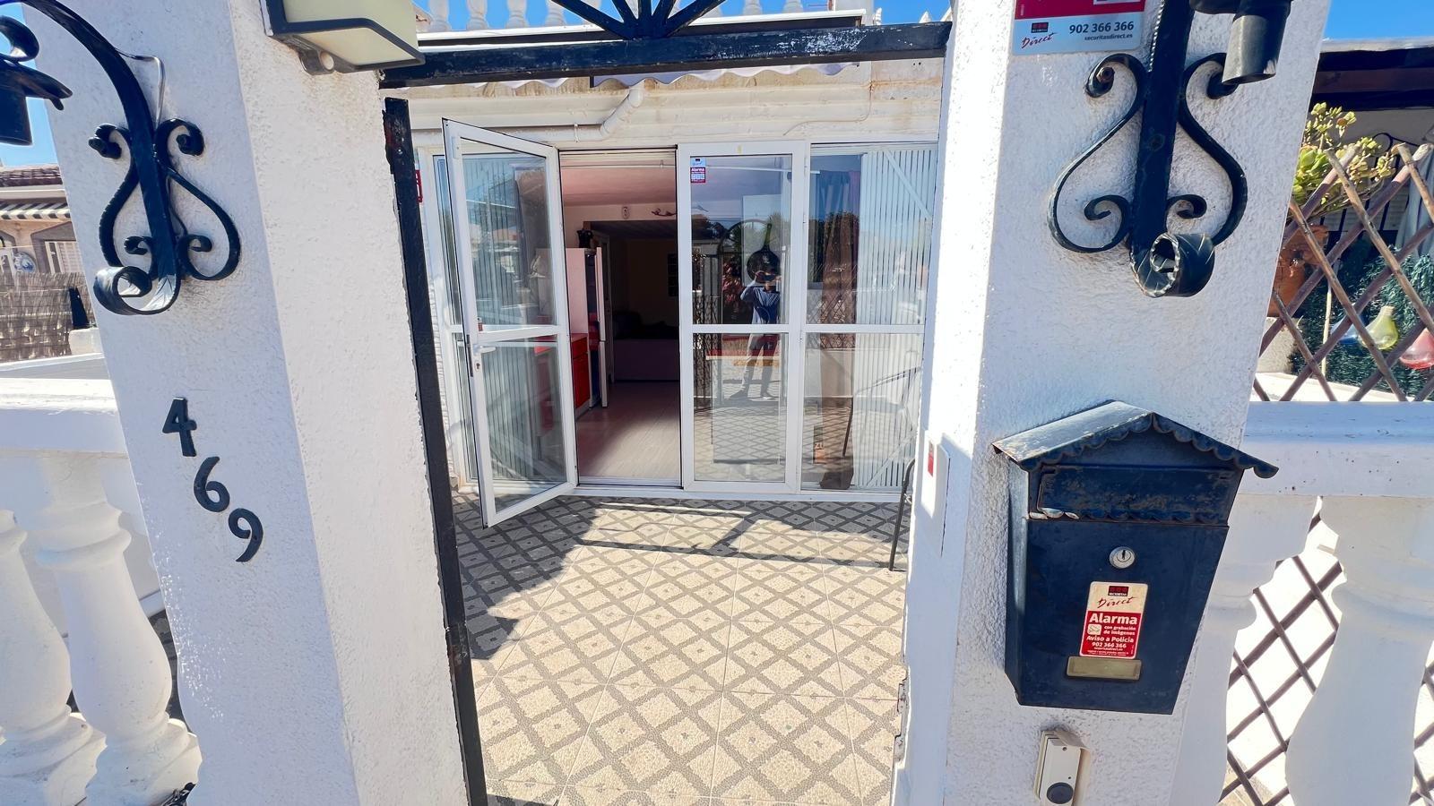 2 Bed, 1 Bath, HouseFor Sale, Torrevieja, Alicante