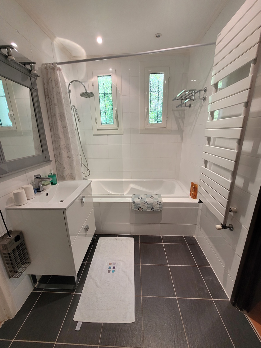 5 Bed, 3 Bath, HouseFor Sale, Beziers, Herault, Languedoc-Roussillon, 34500 5 Bed, 3 Bath, HouseFor Sale, Beziers, Herault, Languedoc-Roussillon, 34500