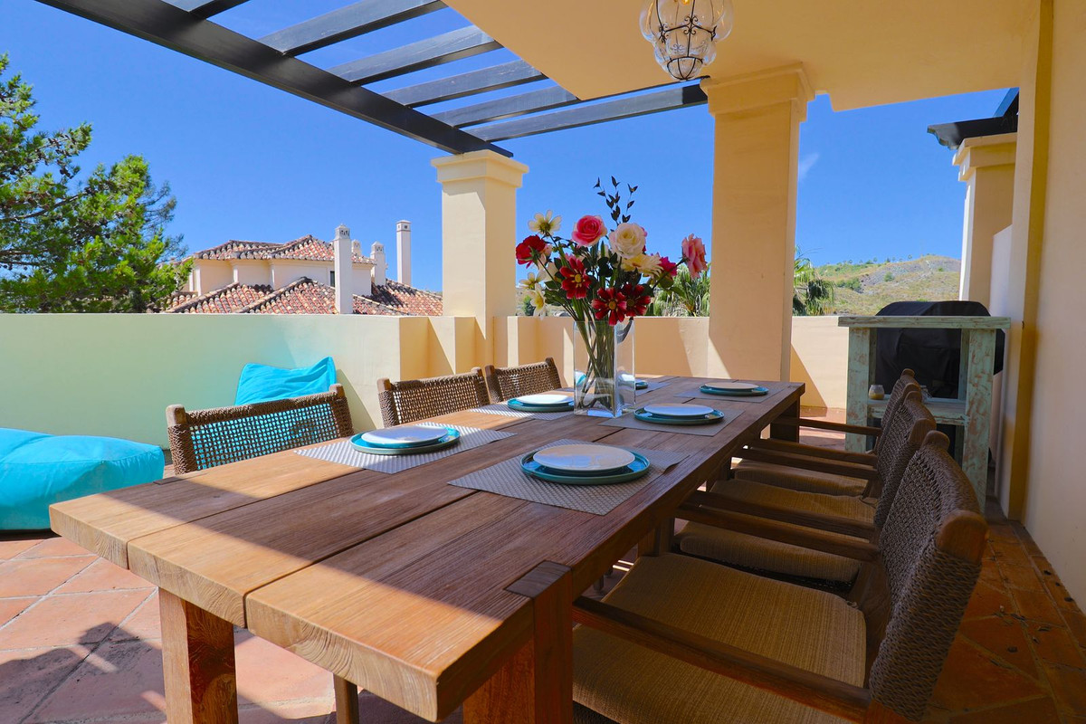 2 Bed, 2 Bath, ApartmentFor Sale, Benahavis, Malaga