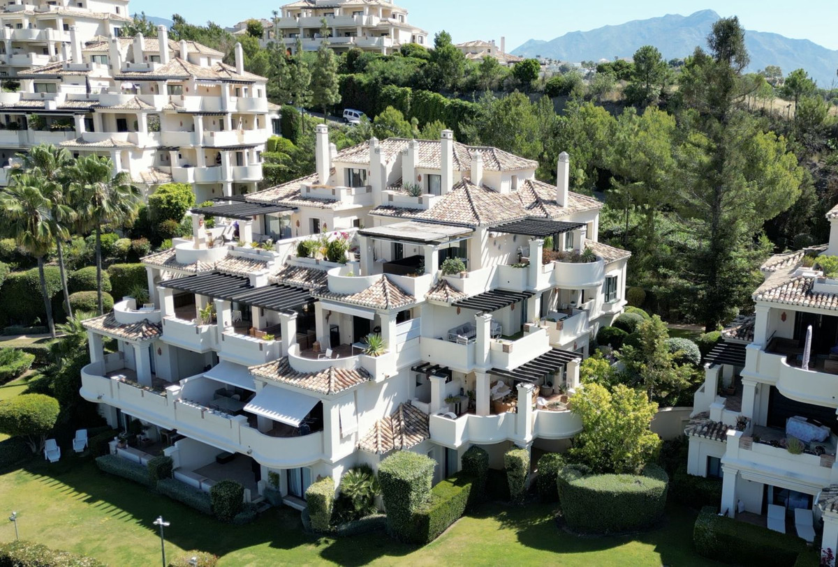 2 Bed, 2 Bath, ApartmentFor Sale, Benahavis, Malaga