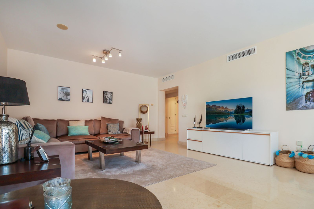 2 Bed, 2 Bath, ApartmentFor Sale, Benahavis, Malaga