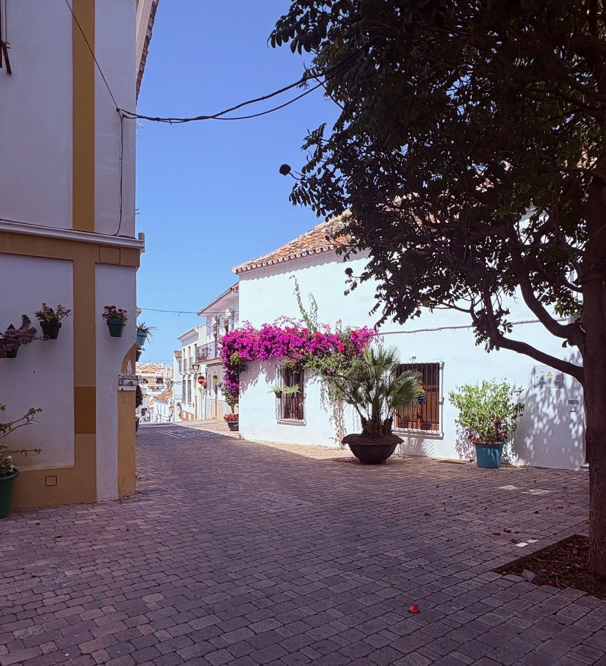 2 Bed, 1 Bath, HouseFor Sale, Estepona, Malaga