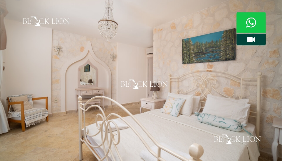 4 Bed, 4 Bath, ApartmentFor Sale, Ortaalan, Kalkan, Antalya