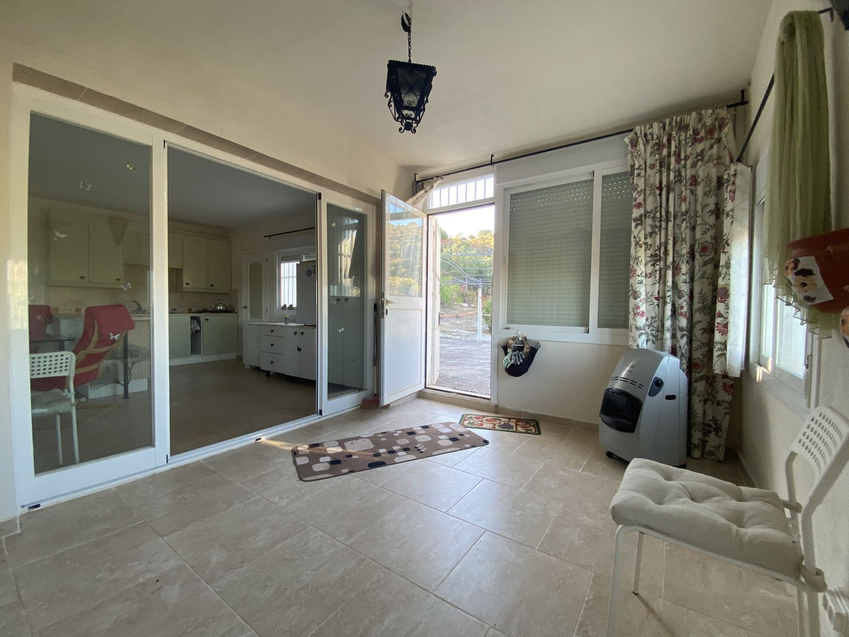 2 Bed, 1 Bath, HouseFor Sale, Monda, Malaga