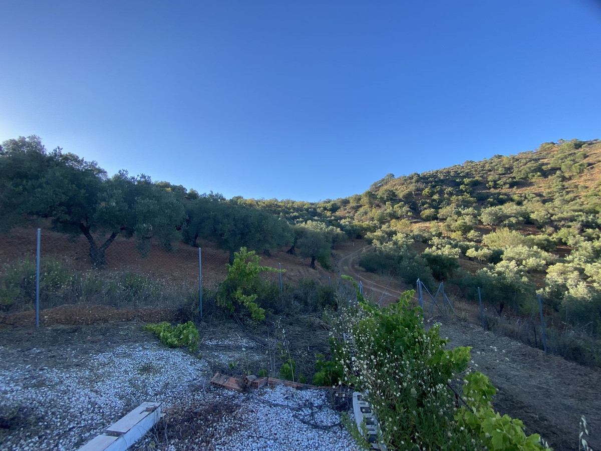 2 Bed, 1 Bath, HouseFor Sale, Monda, Malaga