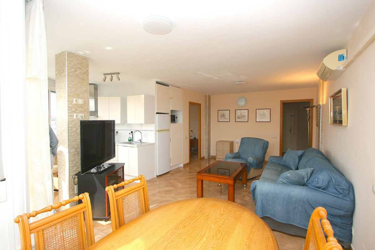 1 Bed, 1 Bath, ApartmentFor Sale, Fuengirola, Malaga