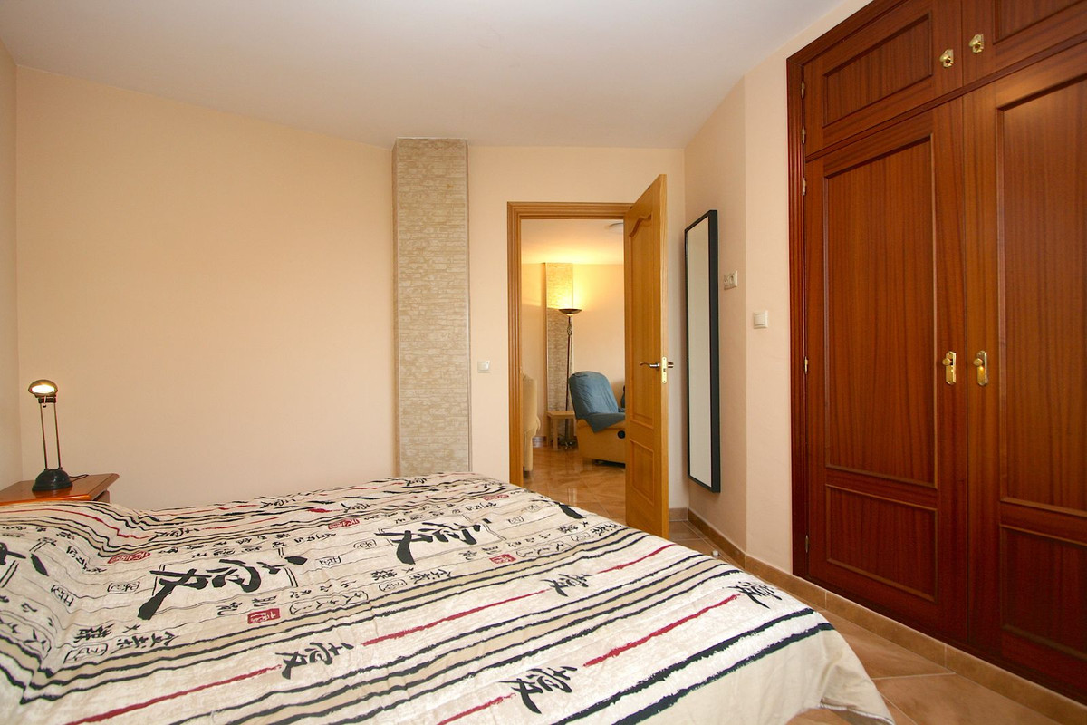 1 Bed, 1 Bath, ApartmentFor Sale, Fuengirola, Malaga