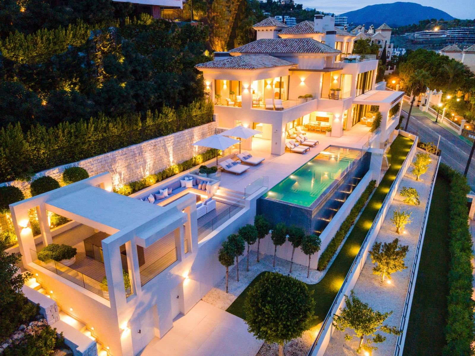 6 Bed, 8 Bath, HouseFor Sale, Benahavis, Malaga