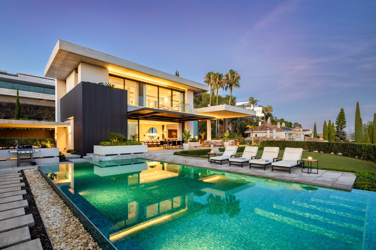 6 Bed, 7 Bath, HouseFor Sale, Benahavis, Malaga