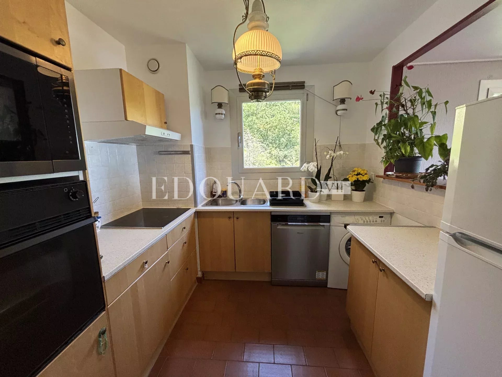 2 Bed, 1 Bath, ApartmentFor Sale, Menton, Alpes-Maritimes