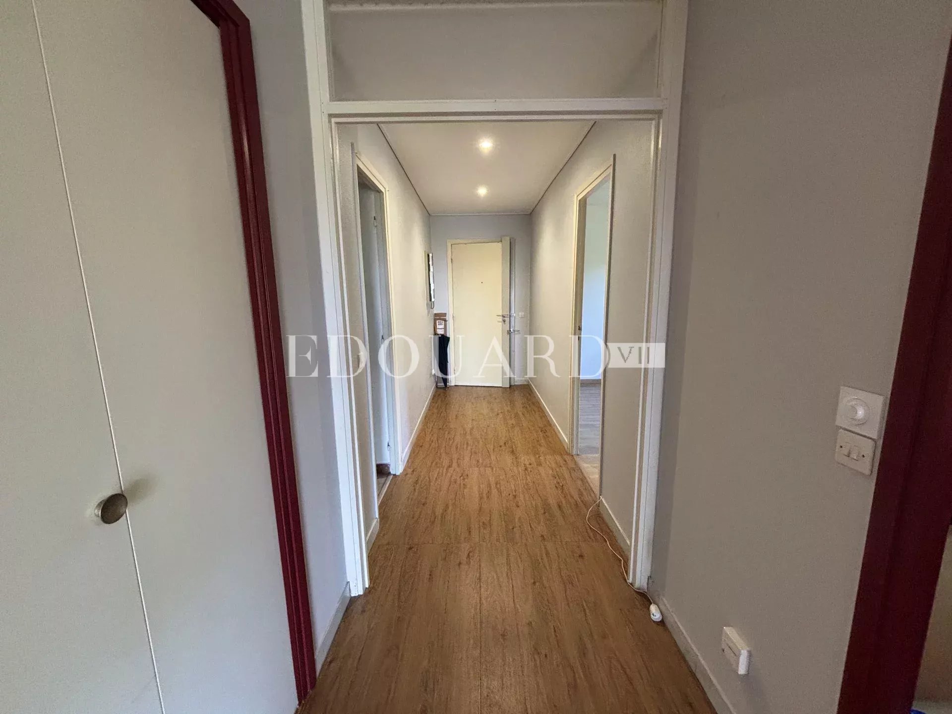 2 Bed, 1 Bath, ApartmentFor Sale, Menton, Alpes-Maritimes