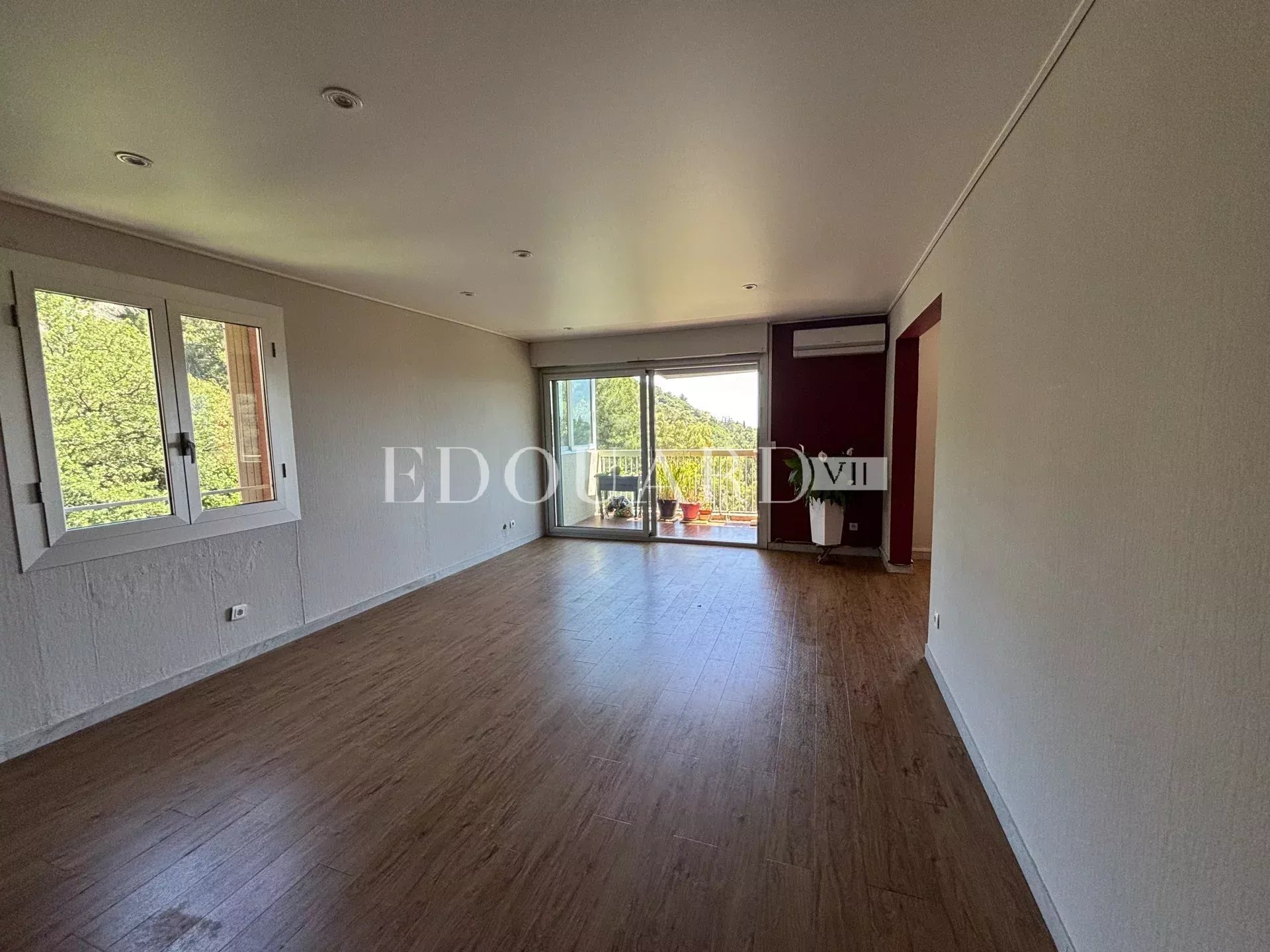 2 Bed, 1 Bath, ApartmentFor Sale, Menton, Alpes-Maritimes