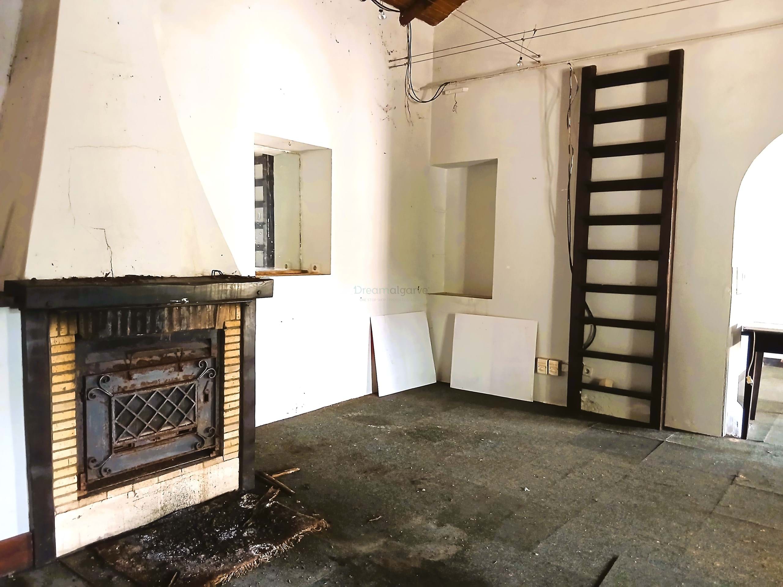 Commercial Property, For Sale