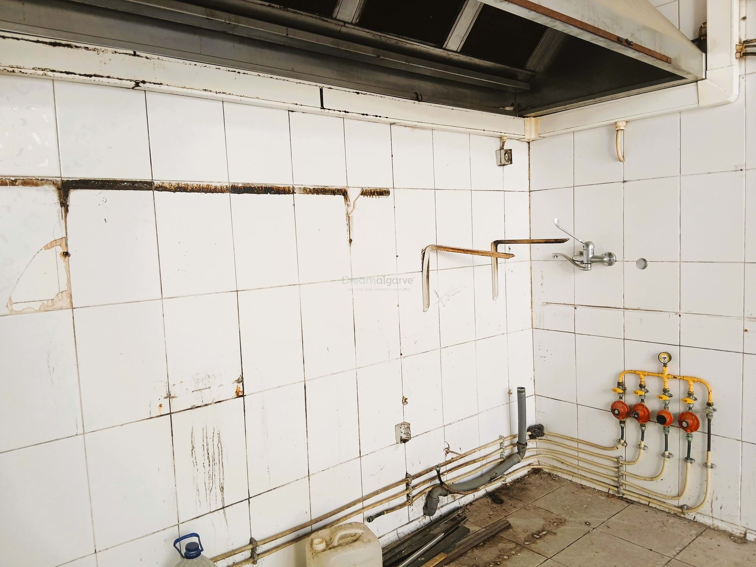 Commercial Property, For Sale