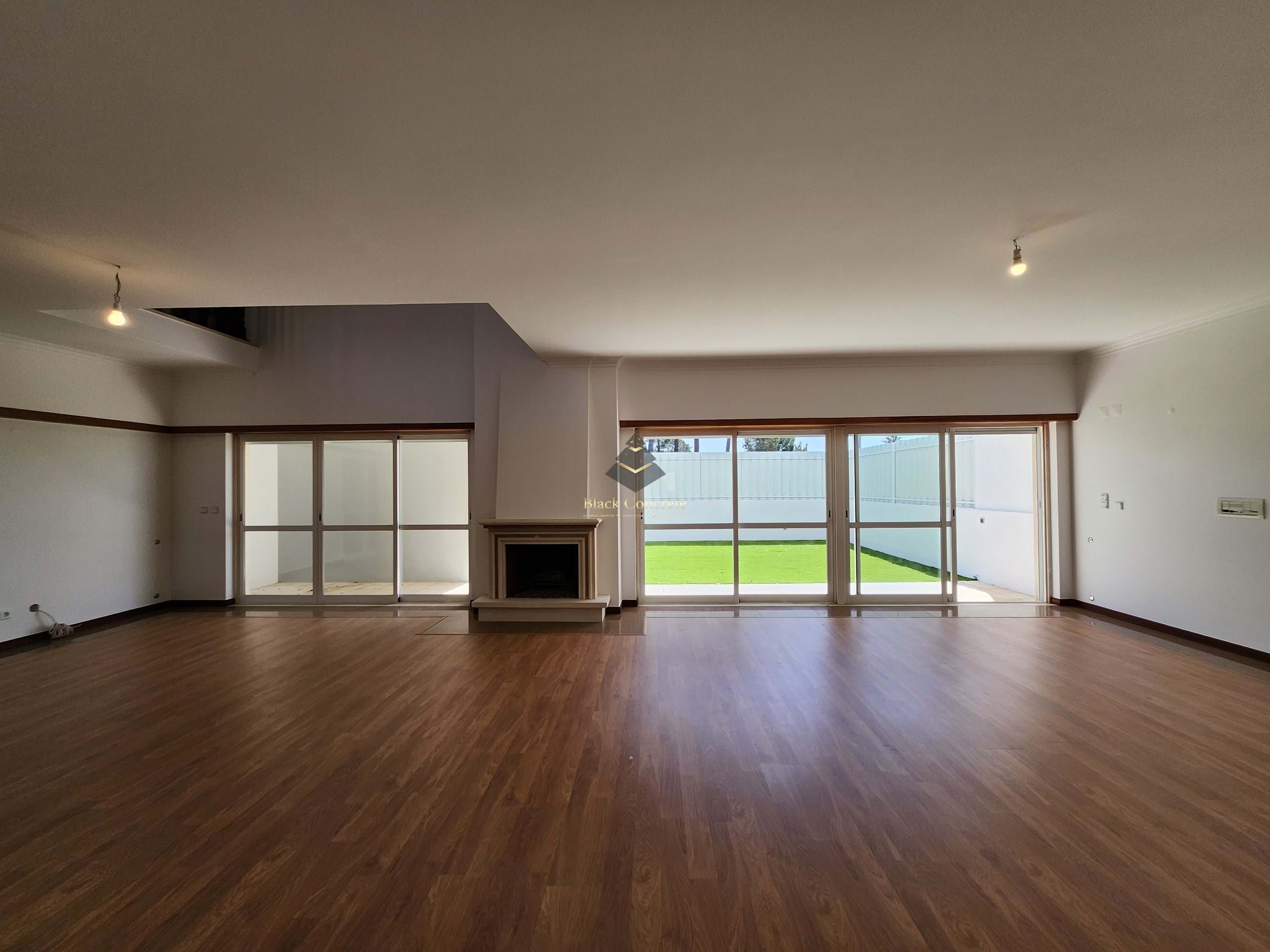 4 Bed, 5 Bath, HouseFor Sale, Sesimbra, Setubal, 2970-154