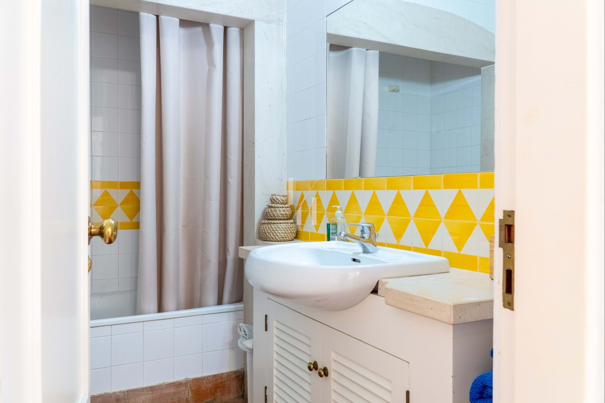 3 Bed, 3 Bath, HouseFor Sale, Phuket, Laguna, NorthWest