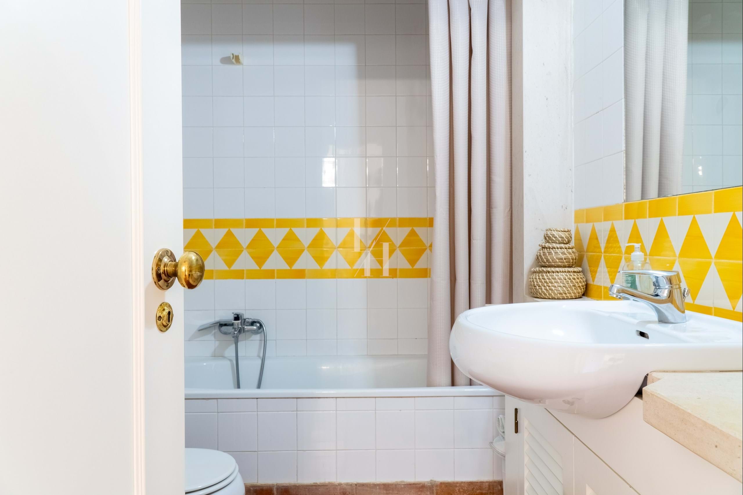 3 Bed, 3 Bath, HouseFor Sale, Phuket, Laguna, NorthWest