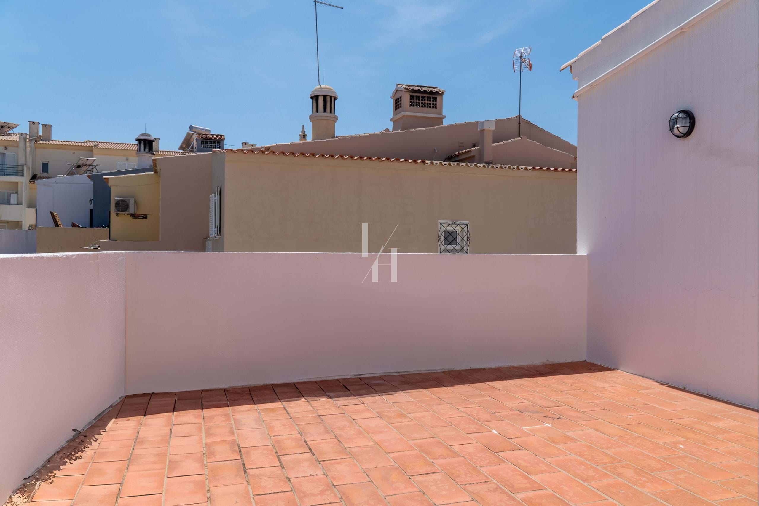 3 Bed, 2 Bath, HouseFor Sale, Loulé, Faro, 8100-247