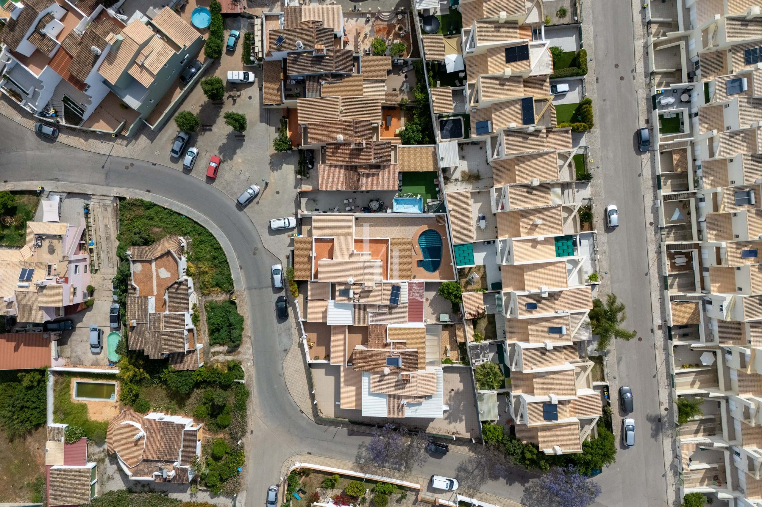 3 Bed, 2 Bath, HouseFor Sale, Loulé, Faro, 8100-247