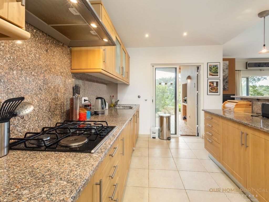 2 Bed, 2 Bath, ApartmentFor Sale, Lagoa, Faro, 8400-143 2 Bed, 2 Bath, ApartmentFor Sale, Lagoa, Faro, 8400-143