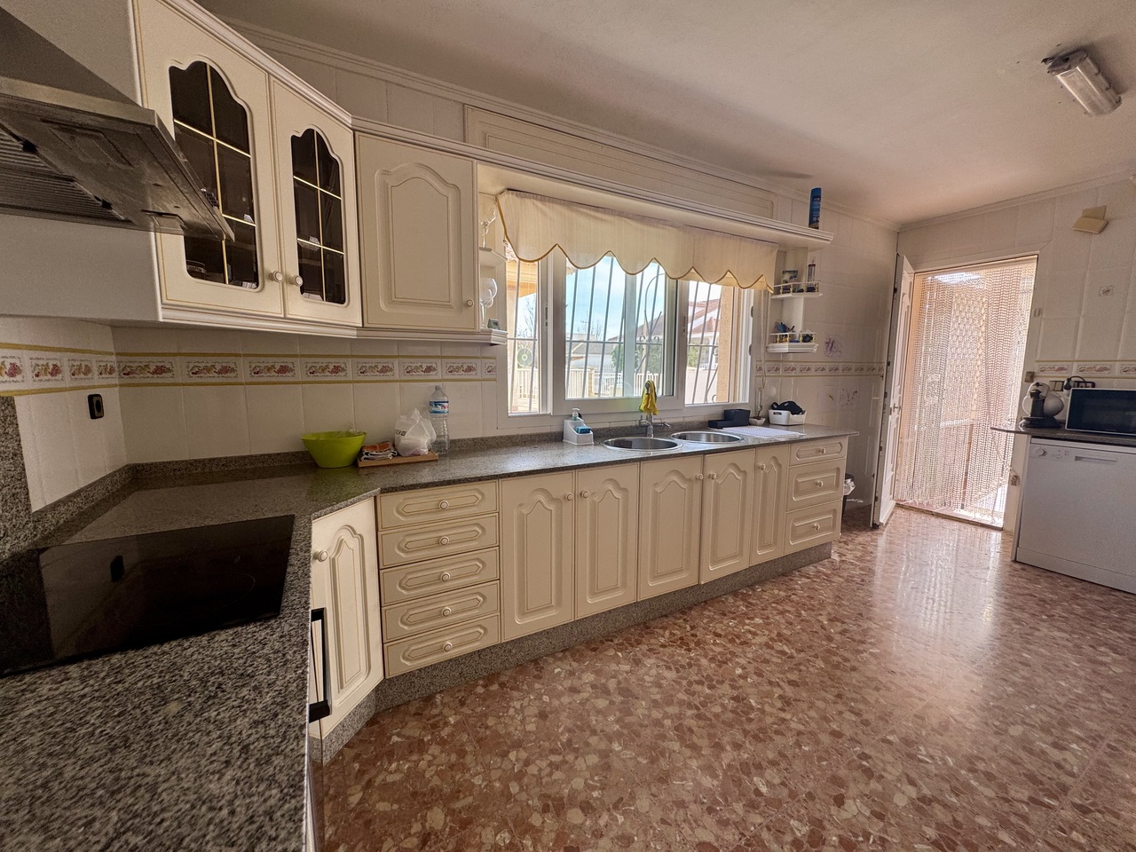 5 Bed, 3 Bath, HouseFor Sale, Mar De Cristal, Murcia