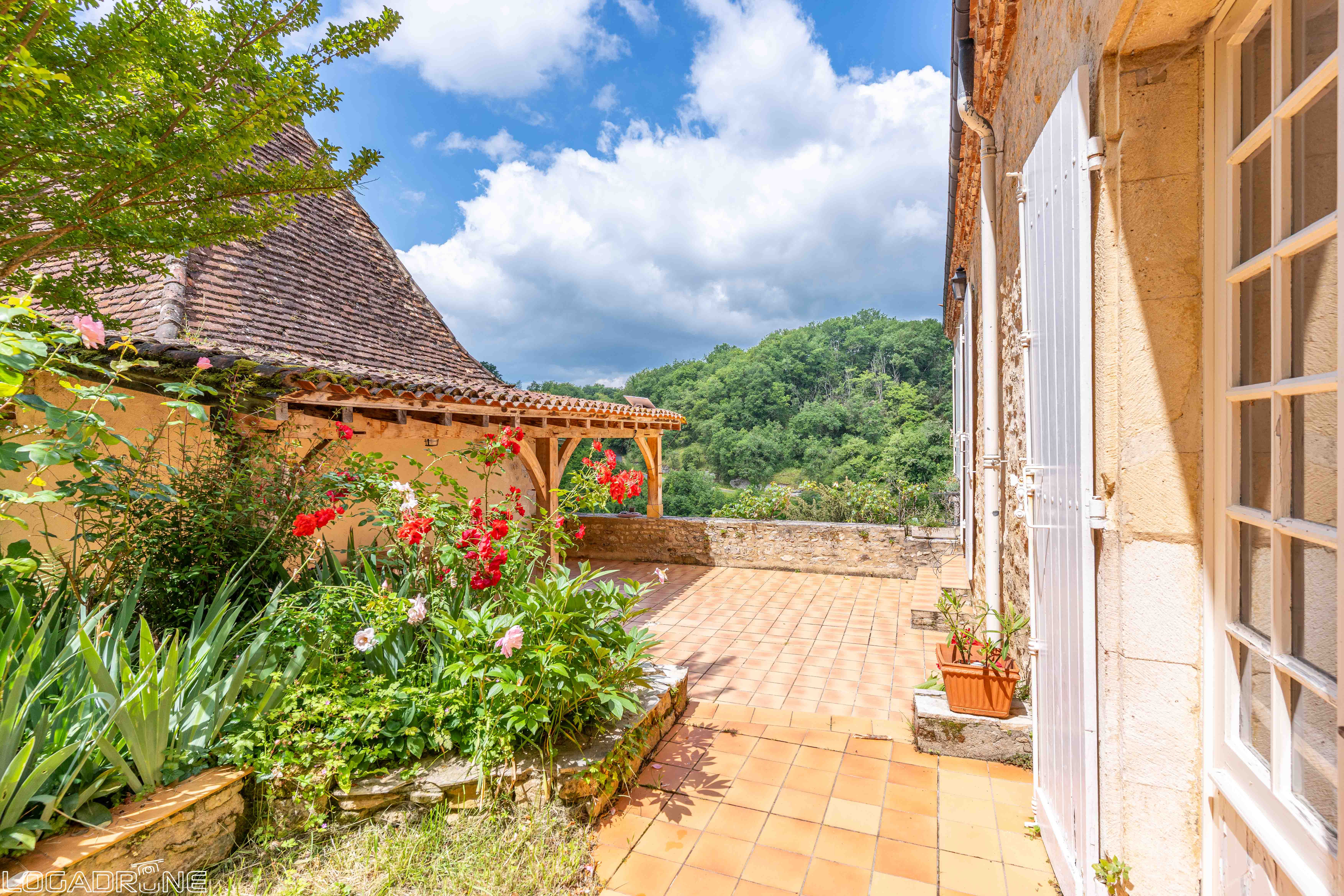 4 Bed, 1 Bath, HouseFor Sale, Limeuil, Dordogne, Aquitaine, 24510