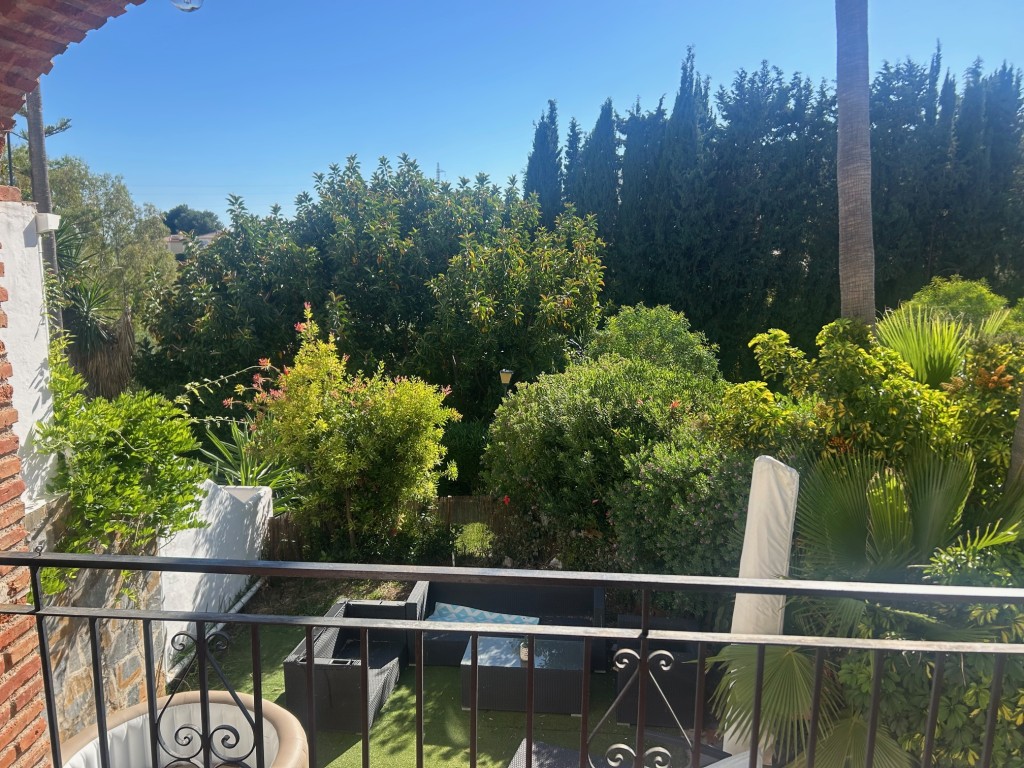 4 Bed, 3 Bath, HouseFor Sale, Calahonda, Malaga