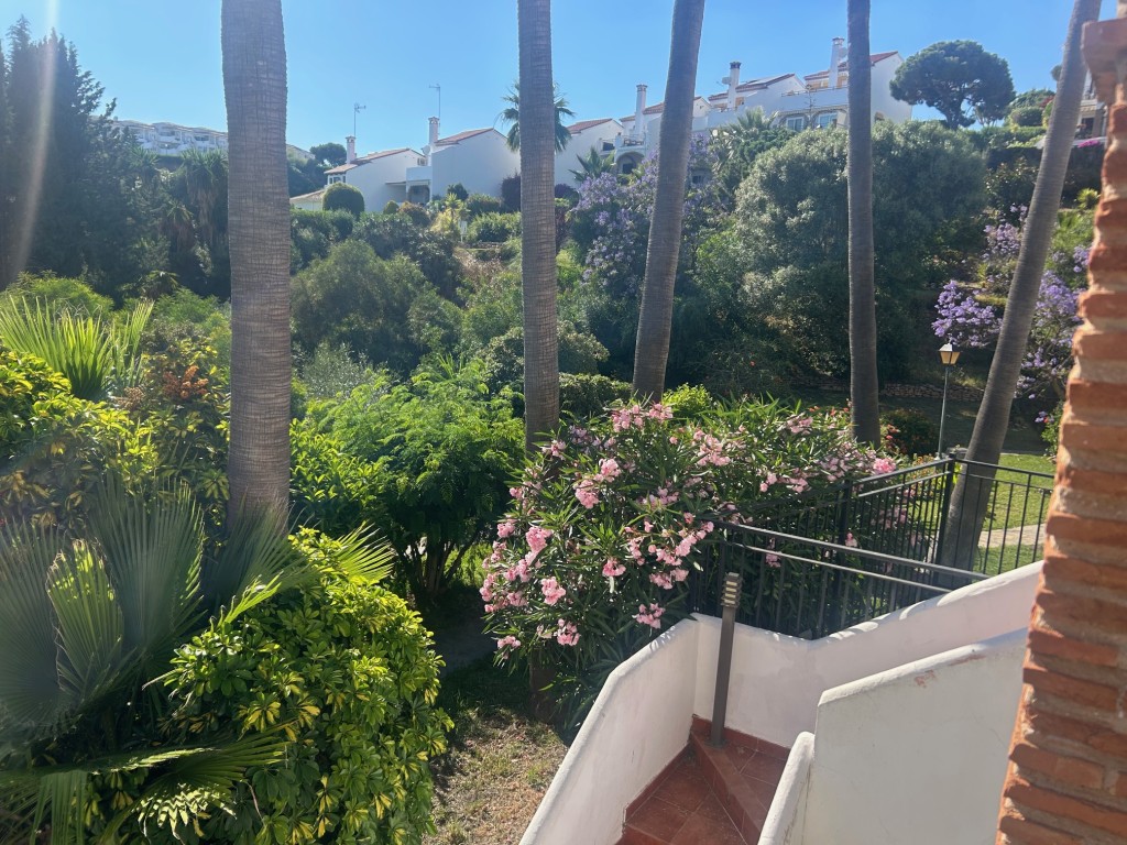 4 Bed, 3 Bath, HouseFor Sale, Calahonda, Malaga