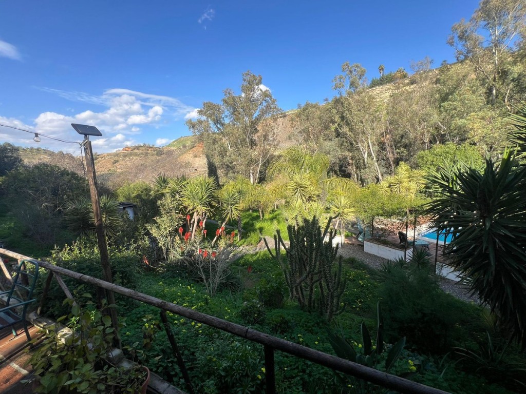 Commercial Property, For Sale