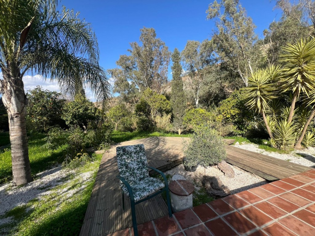 Commercial Property, For Sale