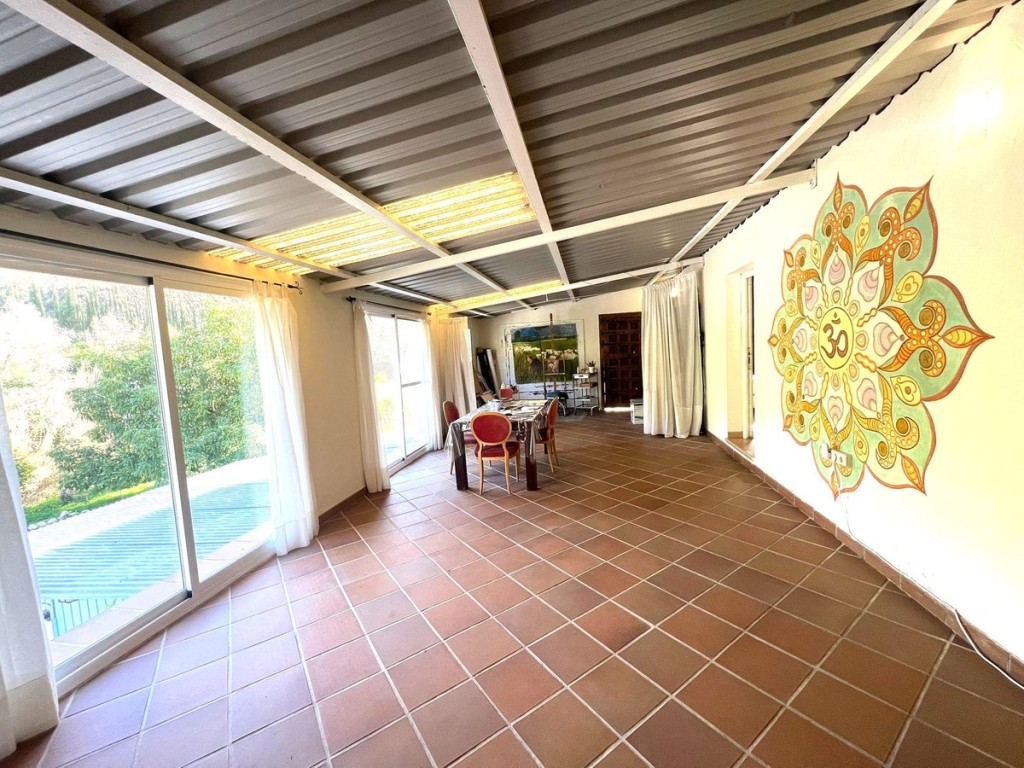 Commercial Property, For Sale