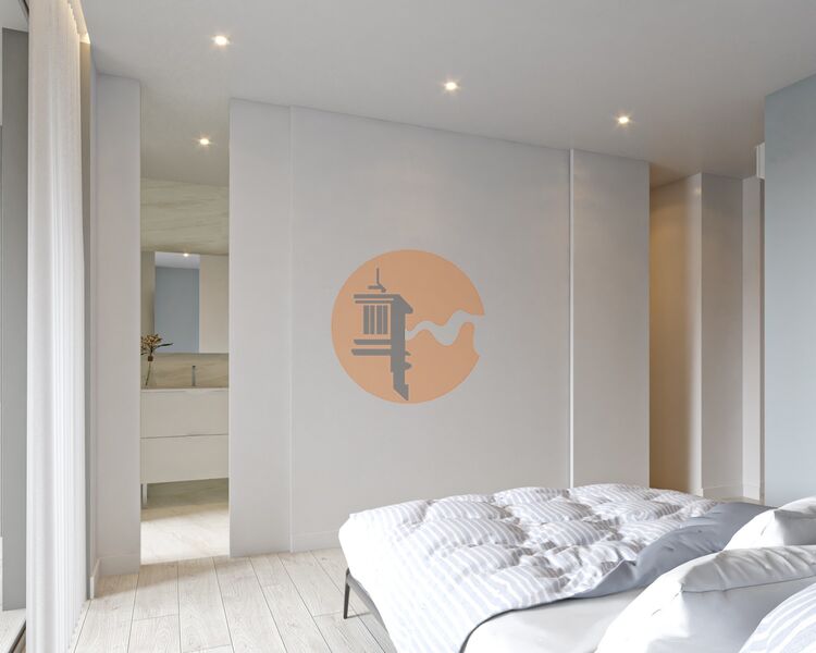 4 Bed, 4 Bath, ApartmentFor Sale, Faro, Faro