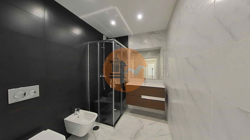 1 Bed, 1 Bath, ApartmentFor Sale, Olhão, Faro