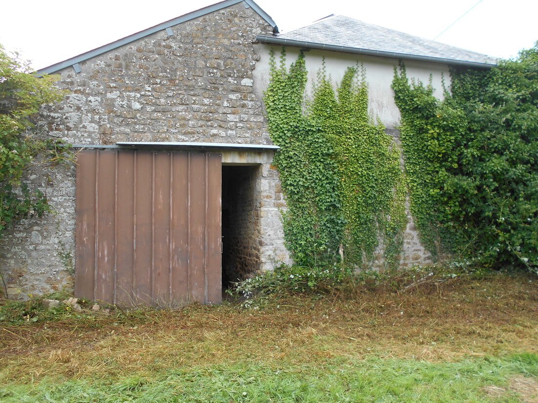 3 Bed, 3 Bath, HouseFor Sale, Saint-Calais-du-Désert, Mayenne, 53140