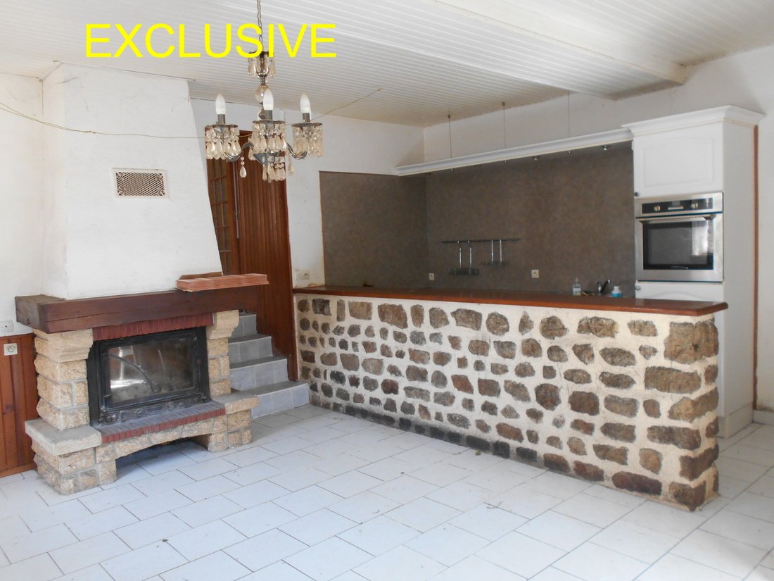 3 Bed, 3 Bath, HouseFor Sale, Saint-Calais-du-Désert, Mayenne, 53140