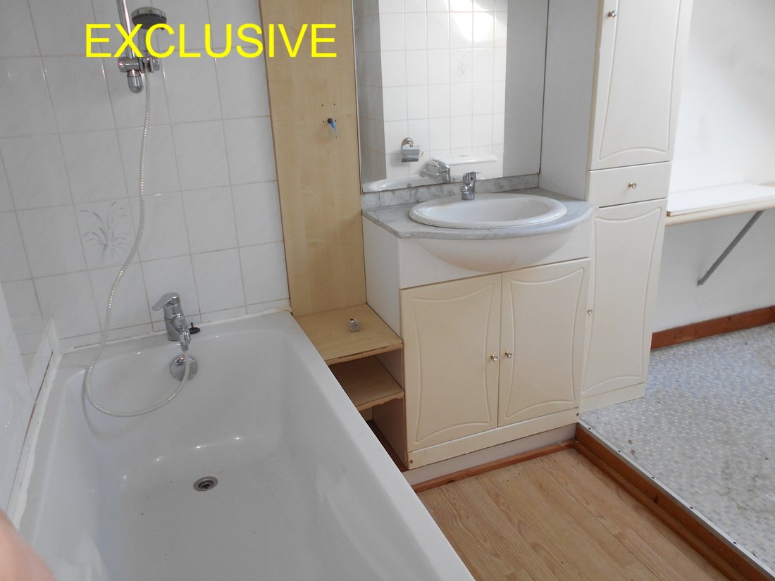 3 Bed, 3 Bath, HouseFor Sale, Saint-Calais-du-Désert, Mayenne, 53140