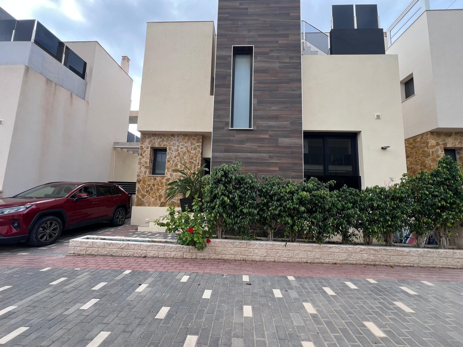 3 Bed, 3 Bath, HouseFor Sale, Orihuela Costa, Alicante